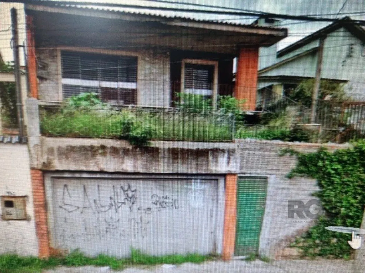 Casa no bairro Medianeira de 4 dormitórios