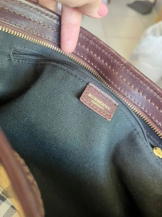 Bolsa Tote Burberry Haymarket - Foto 3