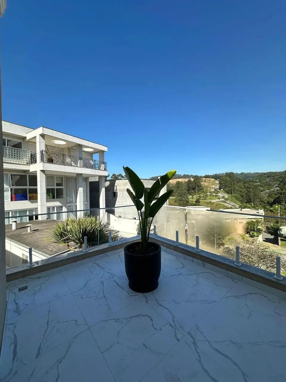 Casa para alugar em Santana de Parnaíba, Colinas da Anhangüera, com 5 suítes, com 440 m² - Foto 3