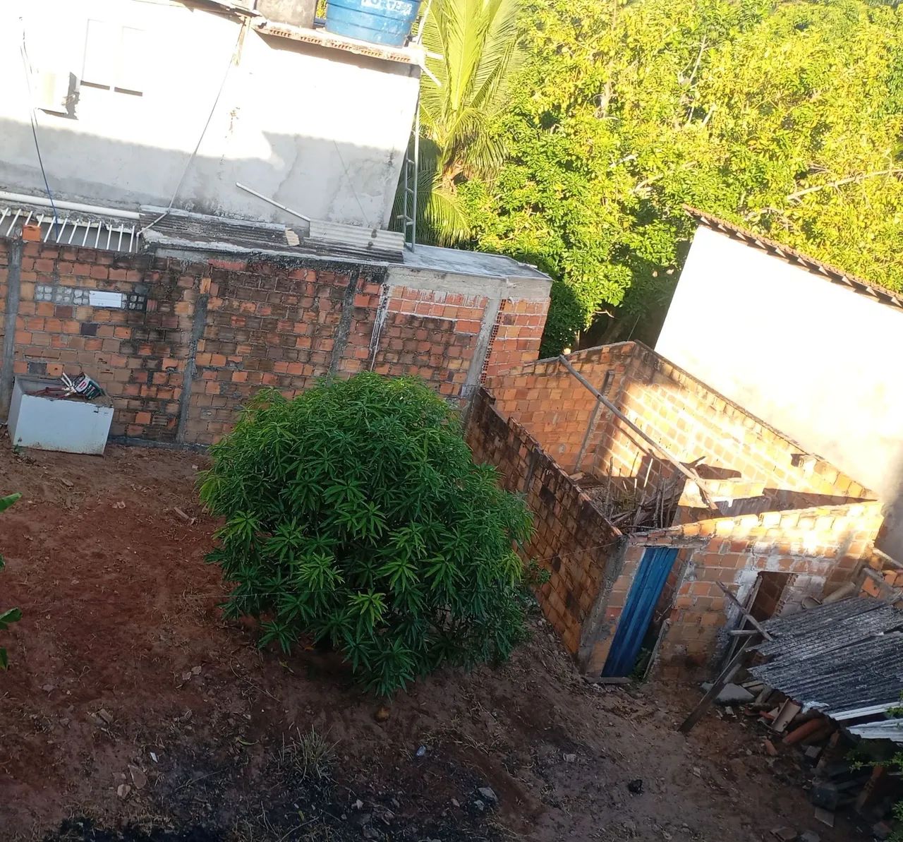 Vendo ou troco esse terreno 