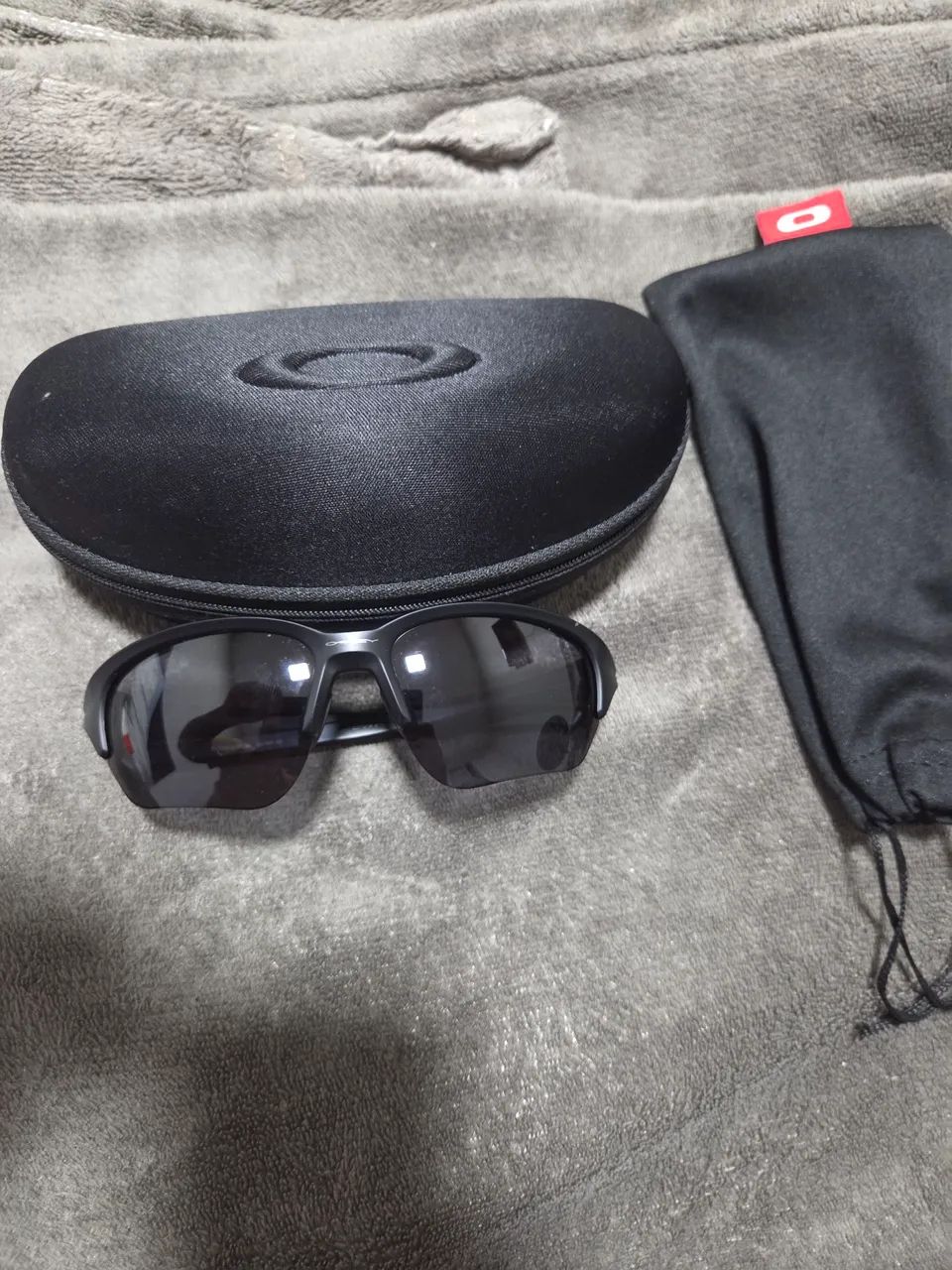 Óculos Oakley Flak Beta