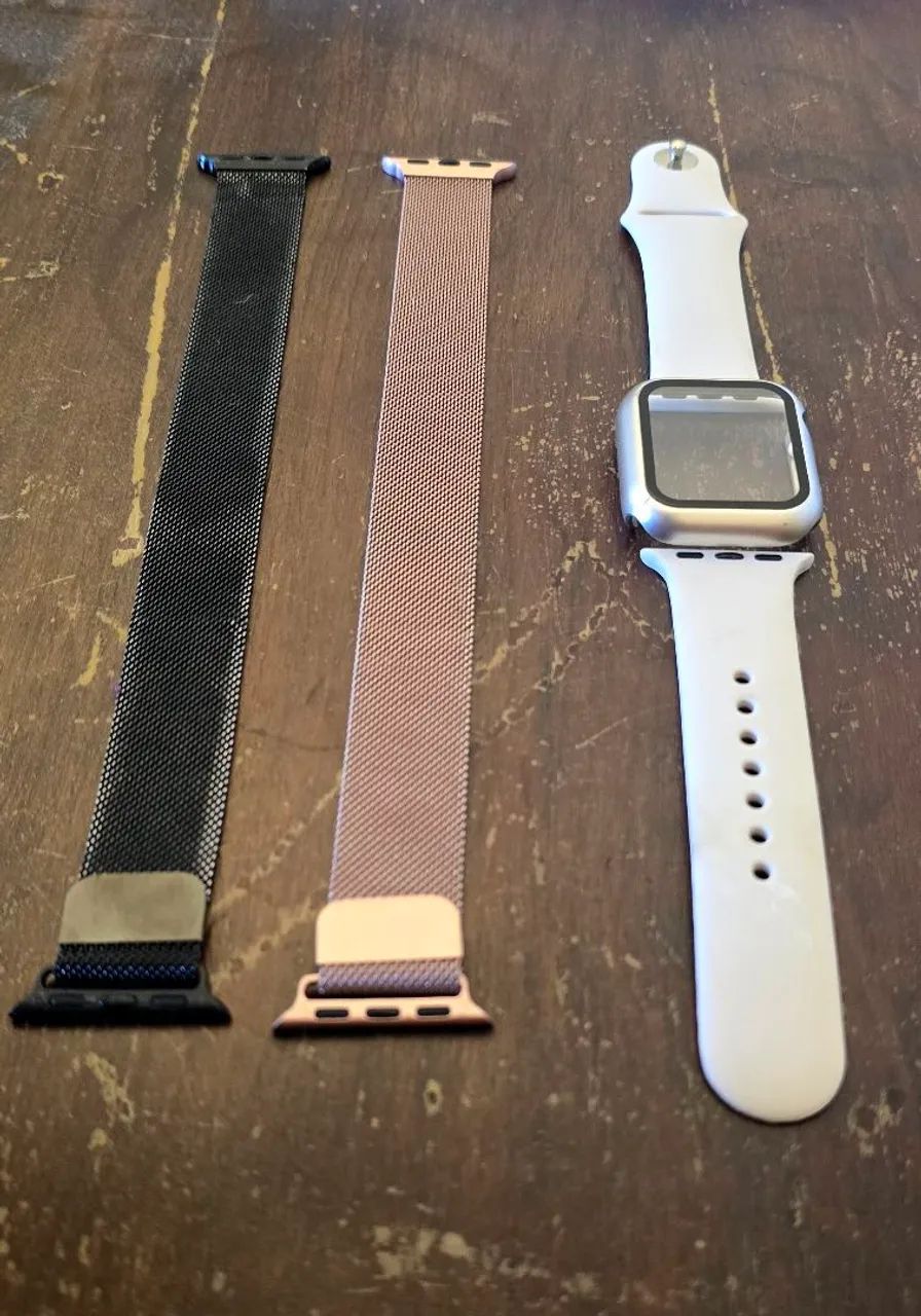 Apple Watch SE - Completo com acessórios extras - Foto 4
