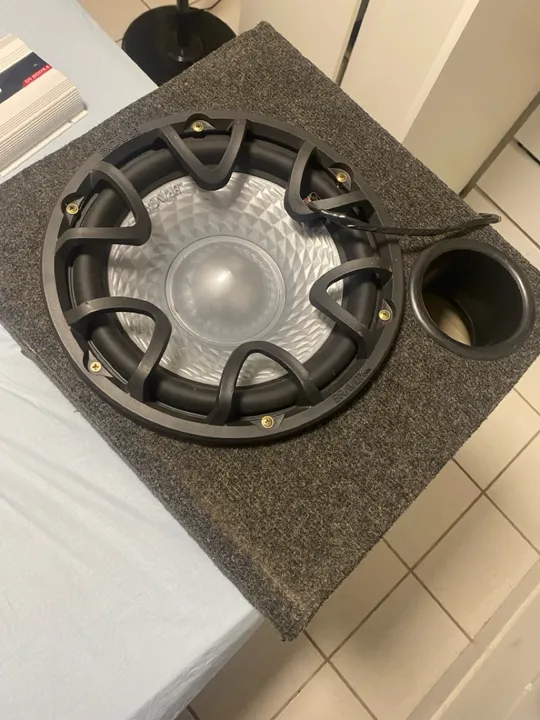 Caixa de Som Subwoofer 12 Polegadas + módulo taramps 800x4