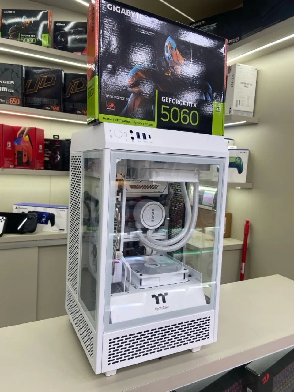 MINI PC GAMER RYZEN 5 9600X + RTX 4060 8GB+ 32GB DDR5 + 2TB SSD - Foto 3