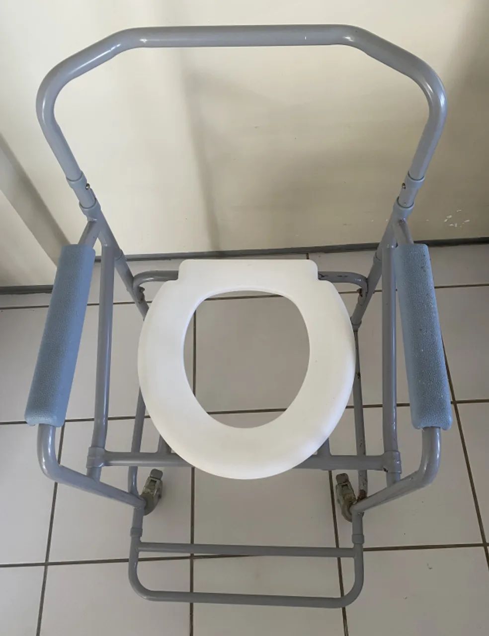 Cadeira De Banho Dobravel Dellamed - Foto 2