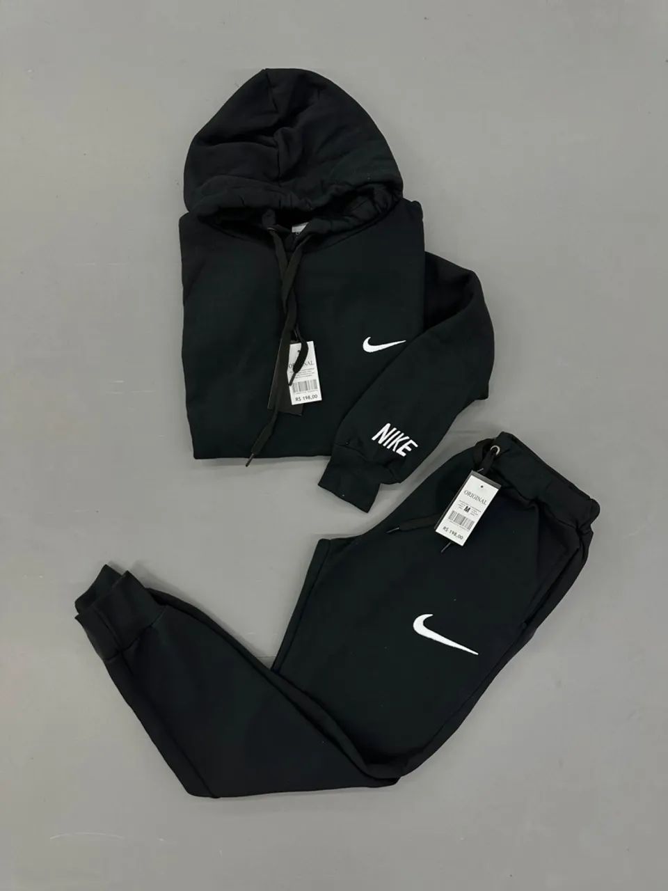 Conjunto Moletom Nike - Conforto e Estilo!