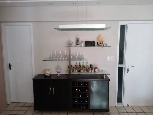 Lindo Buffet-cristaleira 