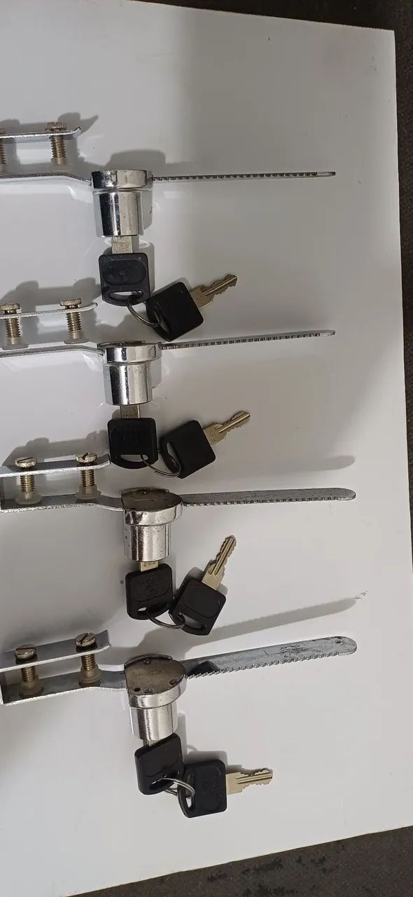  4 Fechaduras para Vitrine com Chave - Foto 4