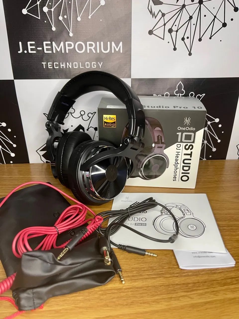 OneOdio Pro-10 - Fone de Ouvido Profissional com Fio para DJs