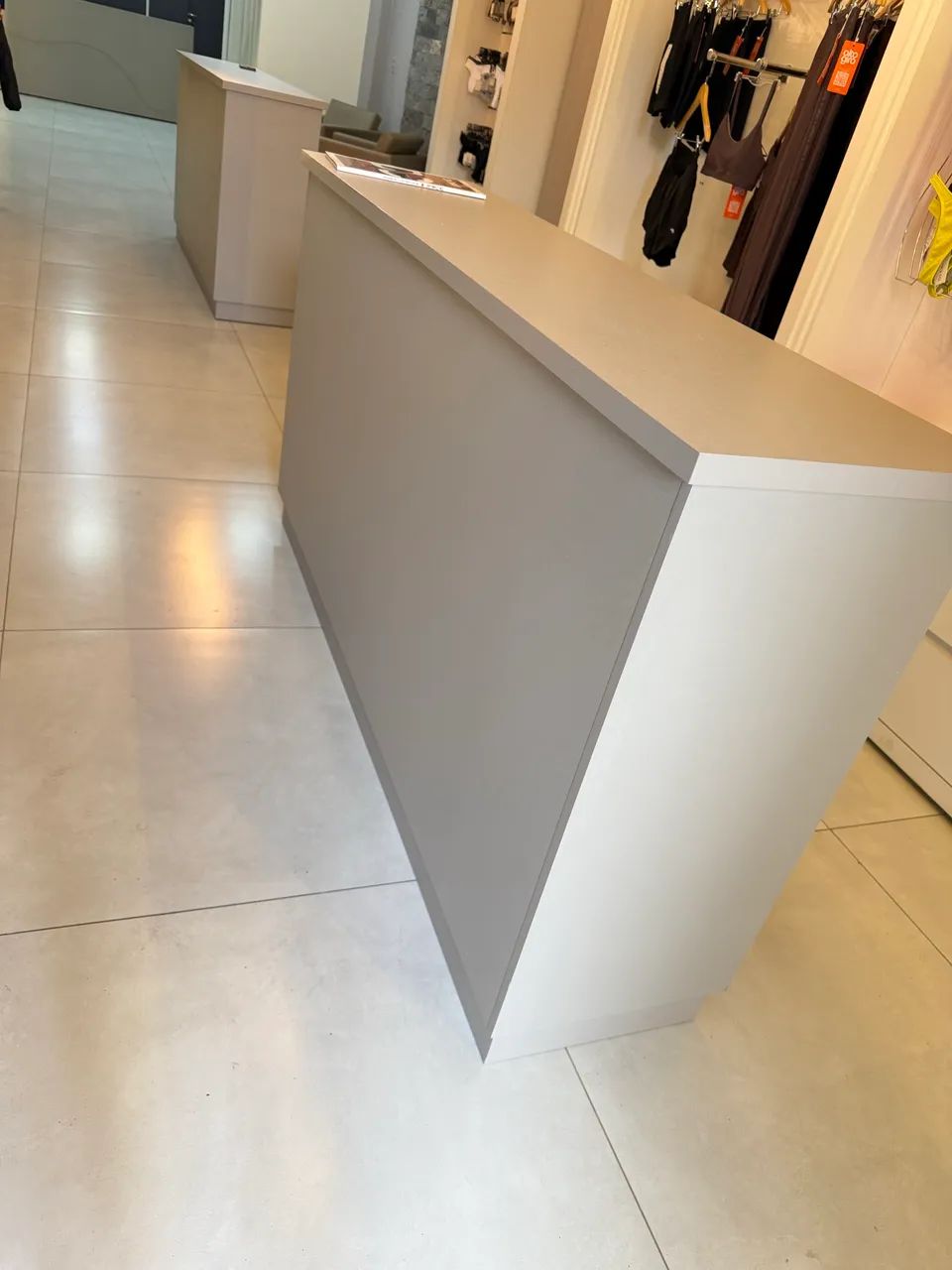 Balcão de Atendimento Clean - Pouco Uso - Perfeito para Comércio - Foto 3