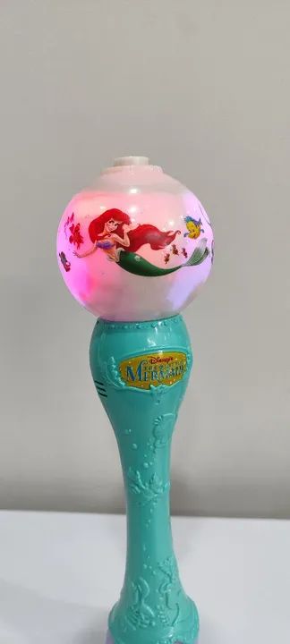 Varinha Princesa  Ariel Pequena Sereia Disney 1988 Funcionando  (Bolinha de sabão) - Foto 3