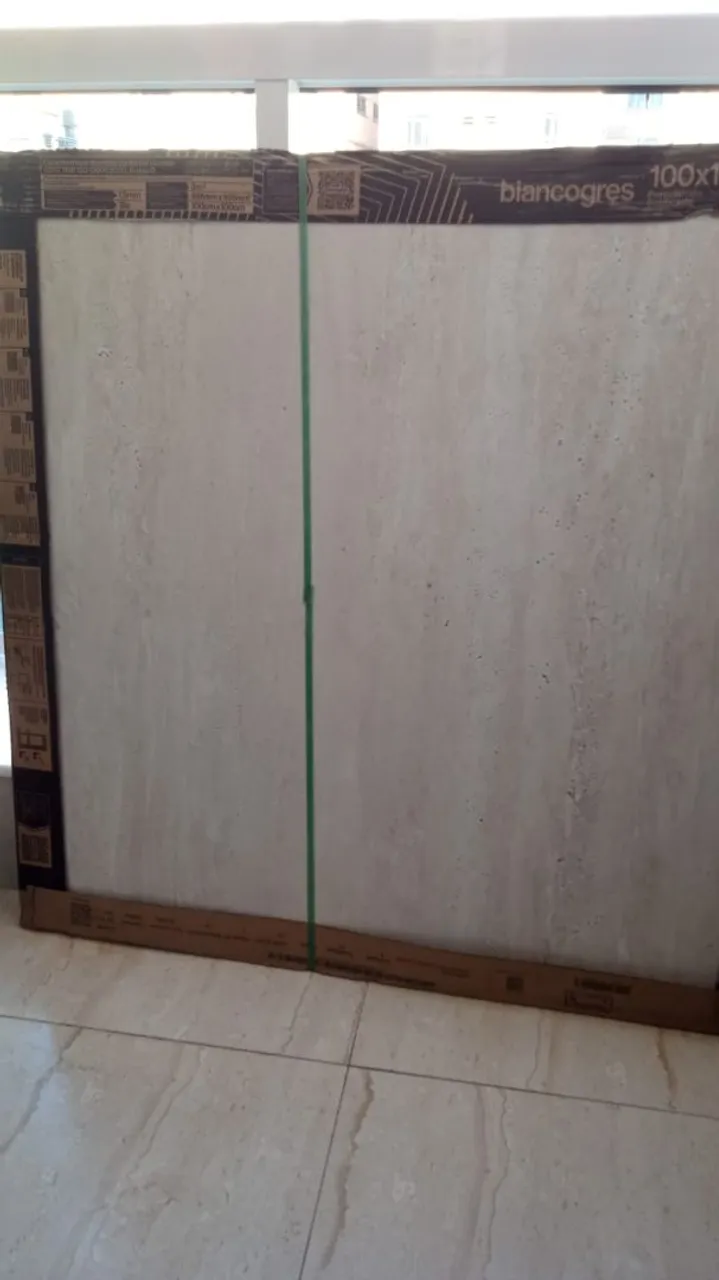Piso 1000x1000cm - Novo