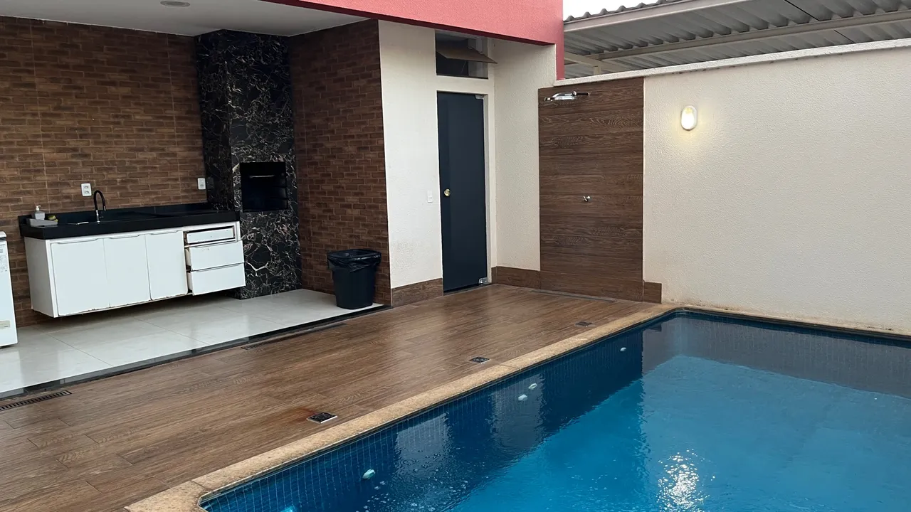 Alugo apartamento 2/4