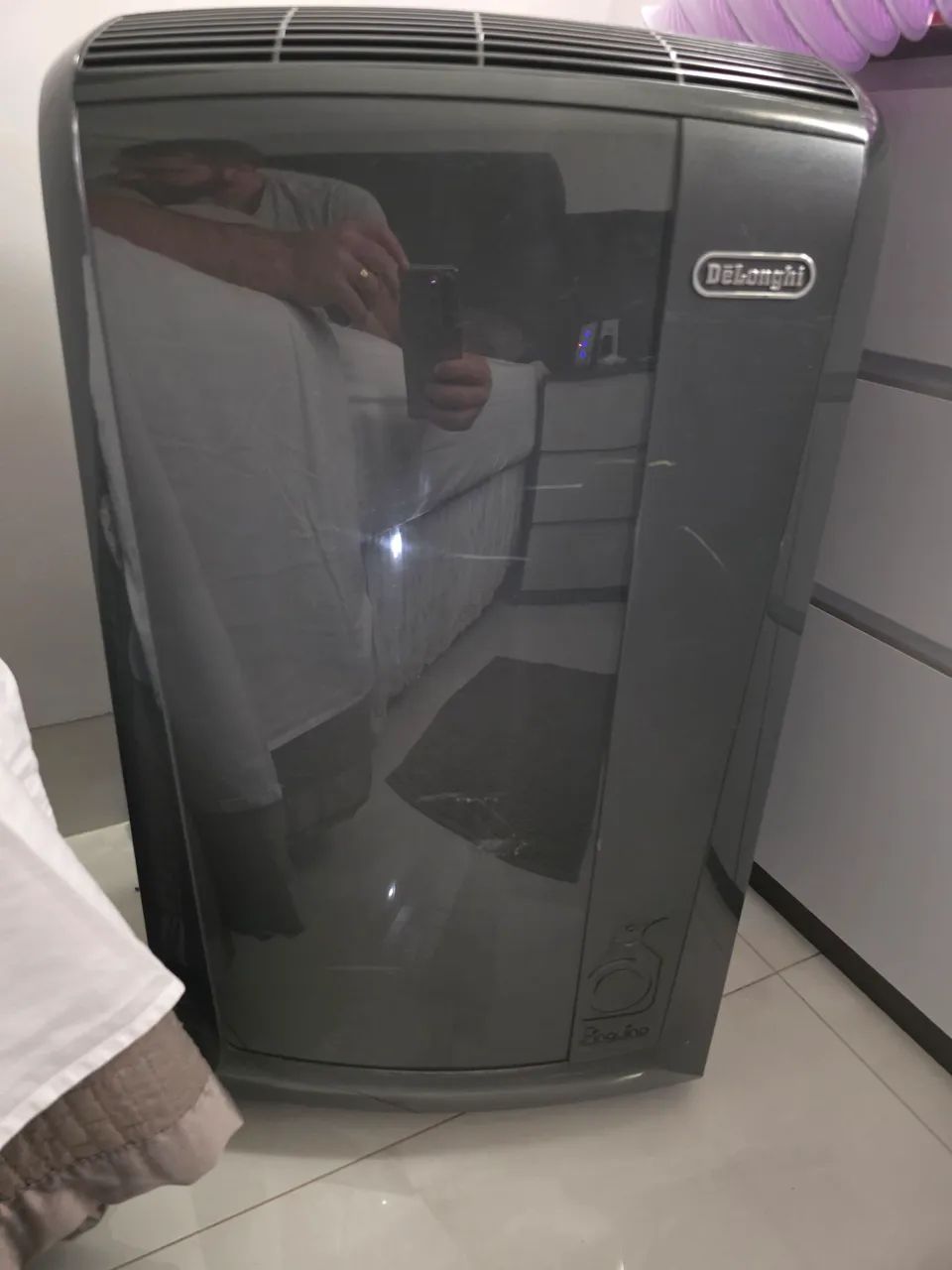 Ar Condicionado Portátil DeLonghi 
