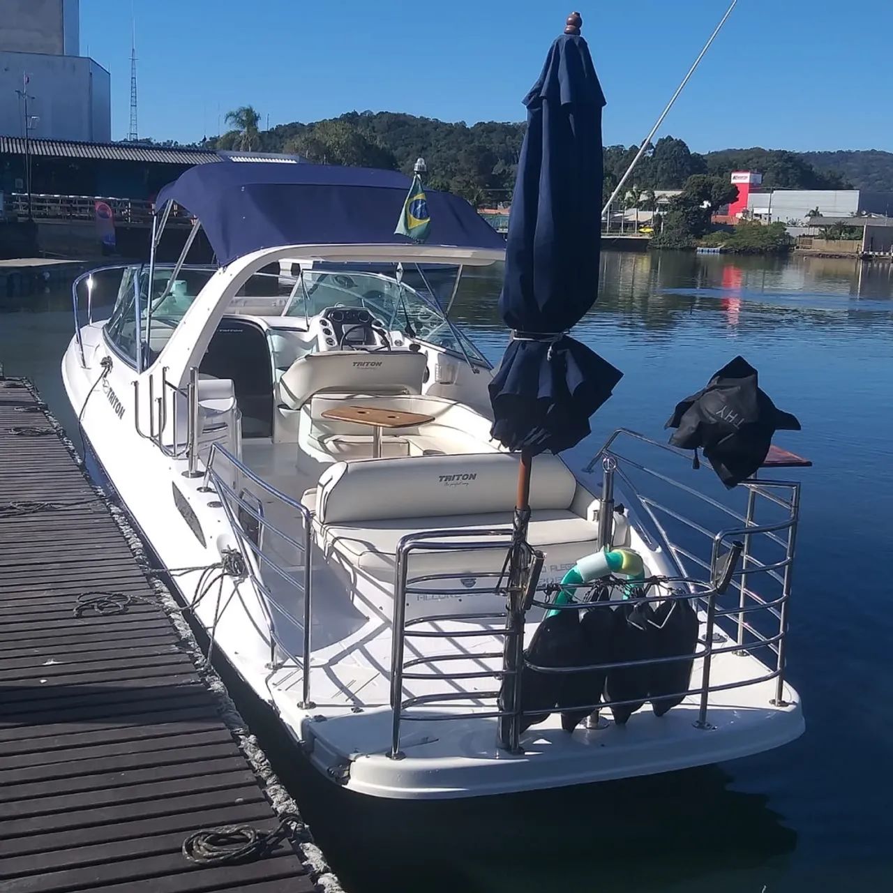 Vendo lancha Triton 275 pés - Foto 2