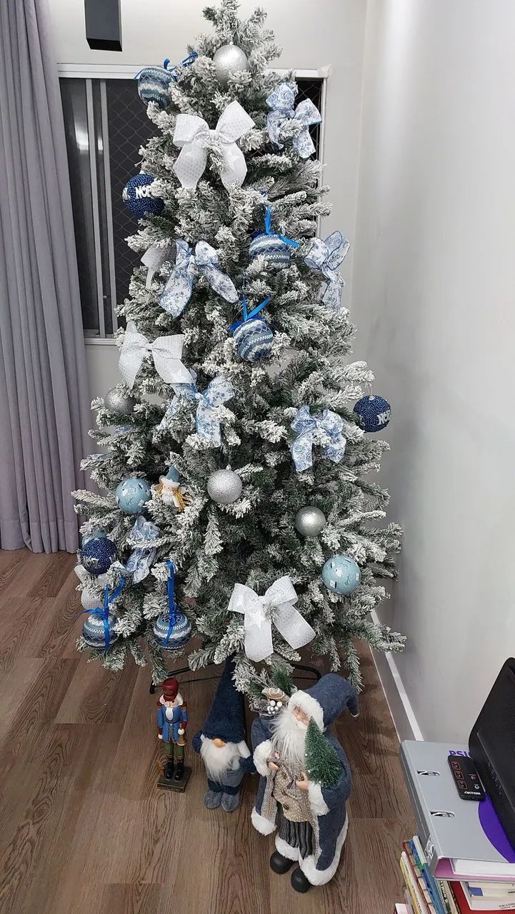 Árvore de Natal Flocada 2,10 mt - Foto 6