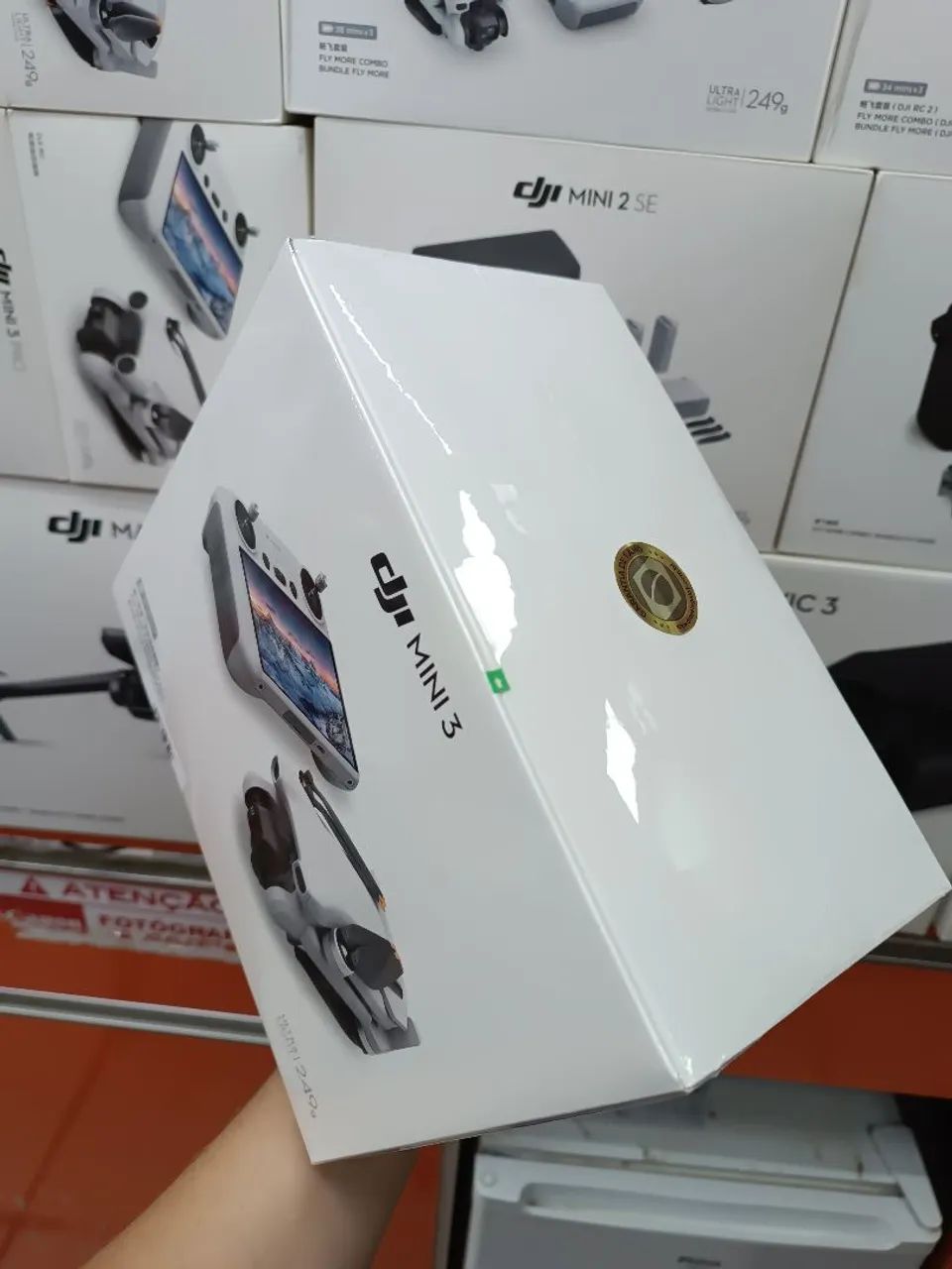 Vende-se Drone DJI Mini 3 - Novo (Lacrado) - Foto 3