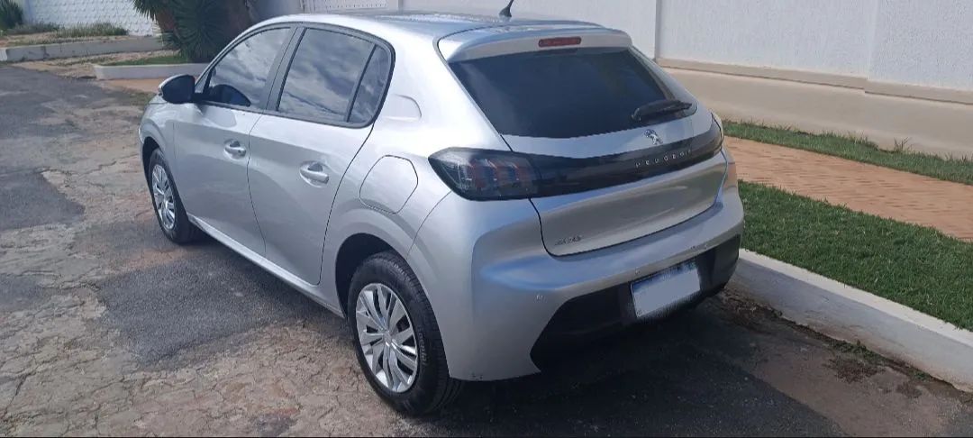 Peugeot 208 - 2022 - Quatro pneus zero e revisado. - Foto 3