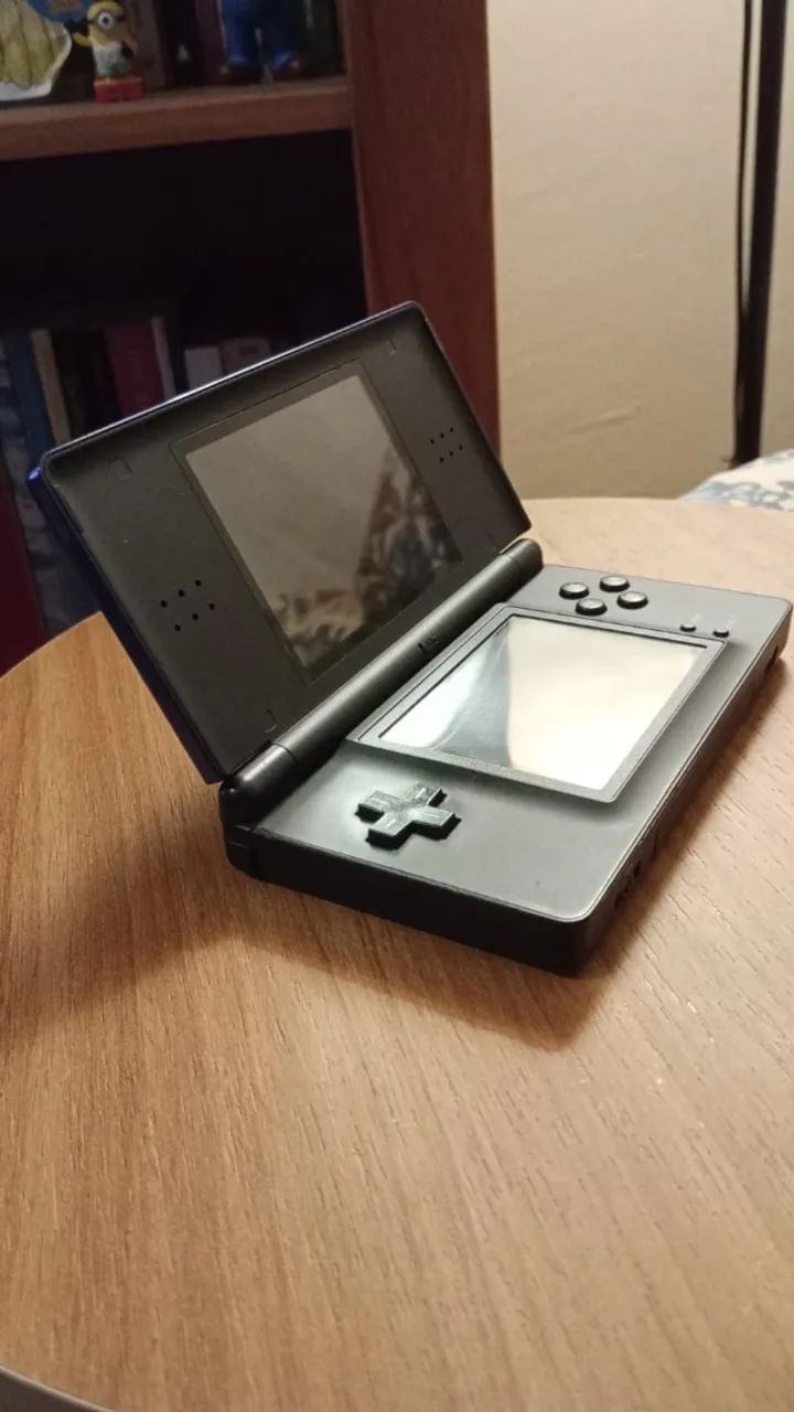 Nintendo DS Lite