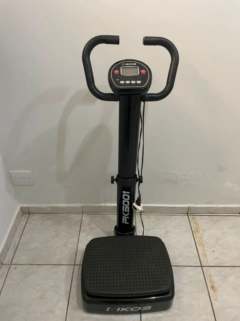 Plataforma Vibratória Kikos - Excelente Estado - Foto 2