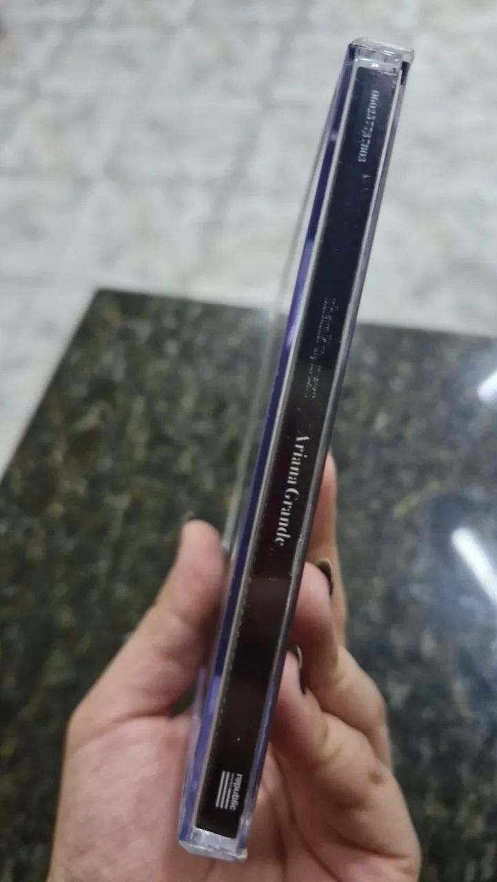 CD thank u, next Ariana Grande - Foto 4