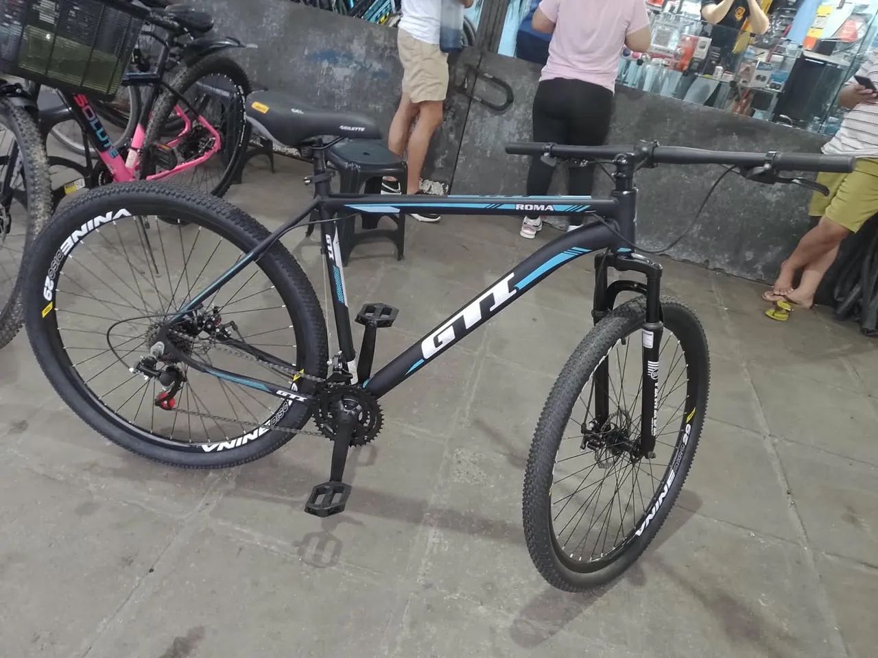 Bicicleta GTI 29" 21 Marchas  - Foto 2