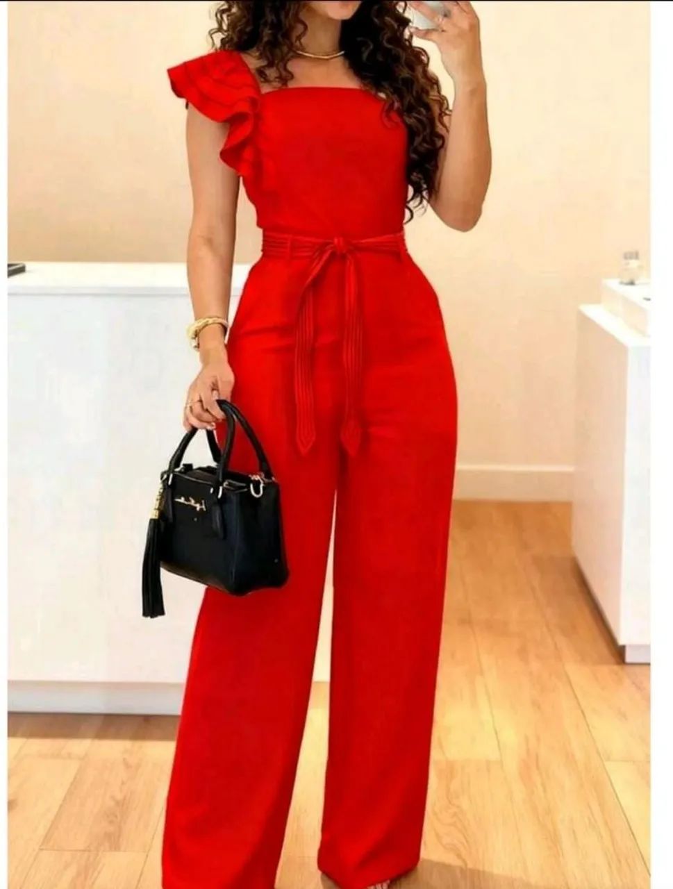Macacão vermelho 