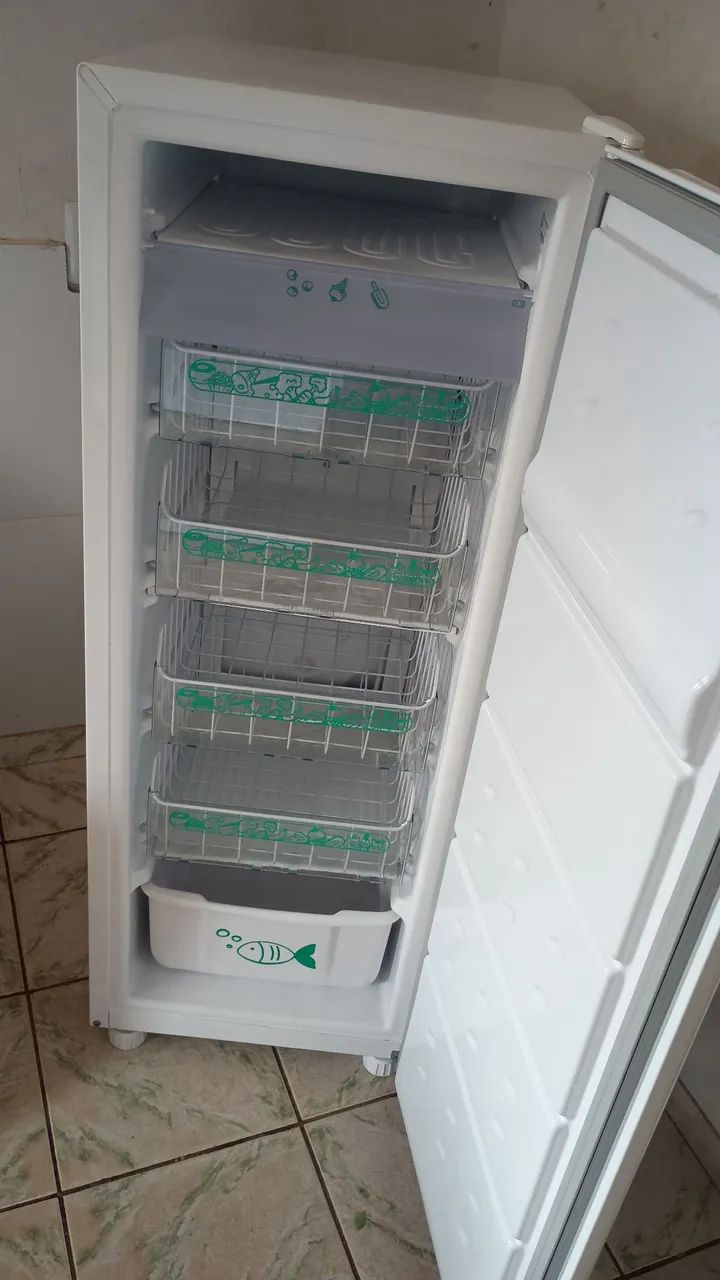 Freezer Consul vertical 121 litros  - Foto 2