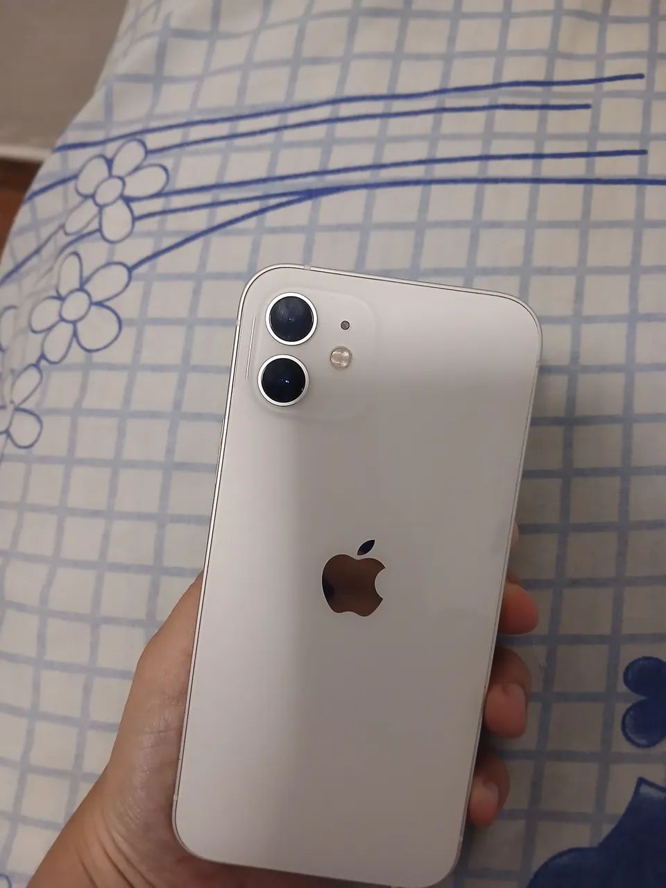 iPhone 12 Branco - 64GB