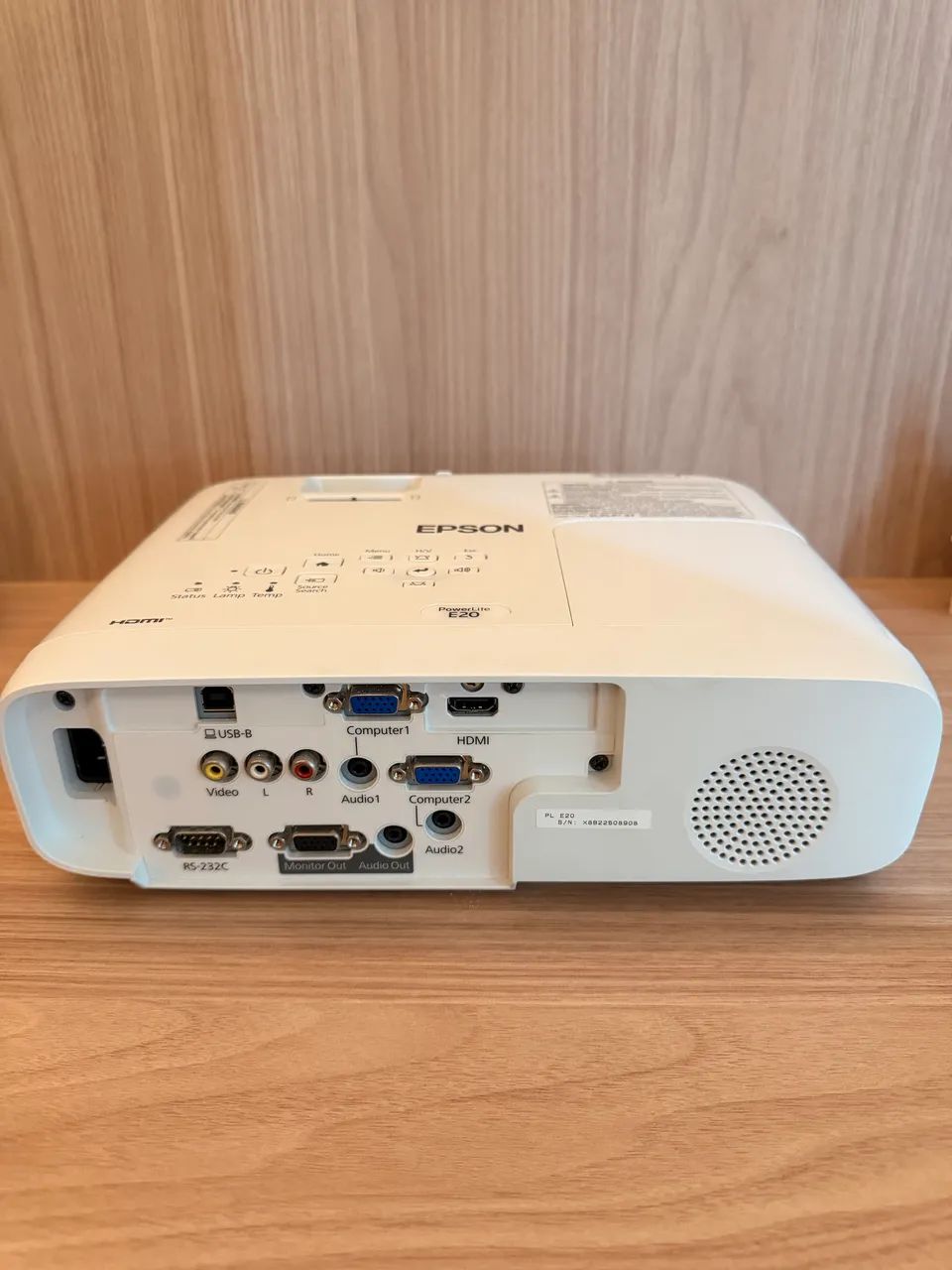 Projetor Epson Powerlite E20 - Foto 4