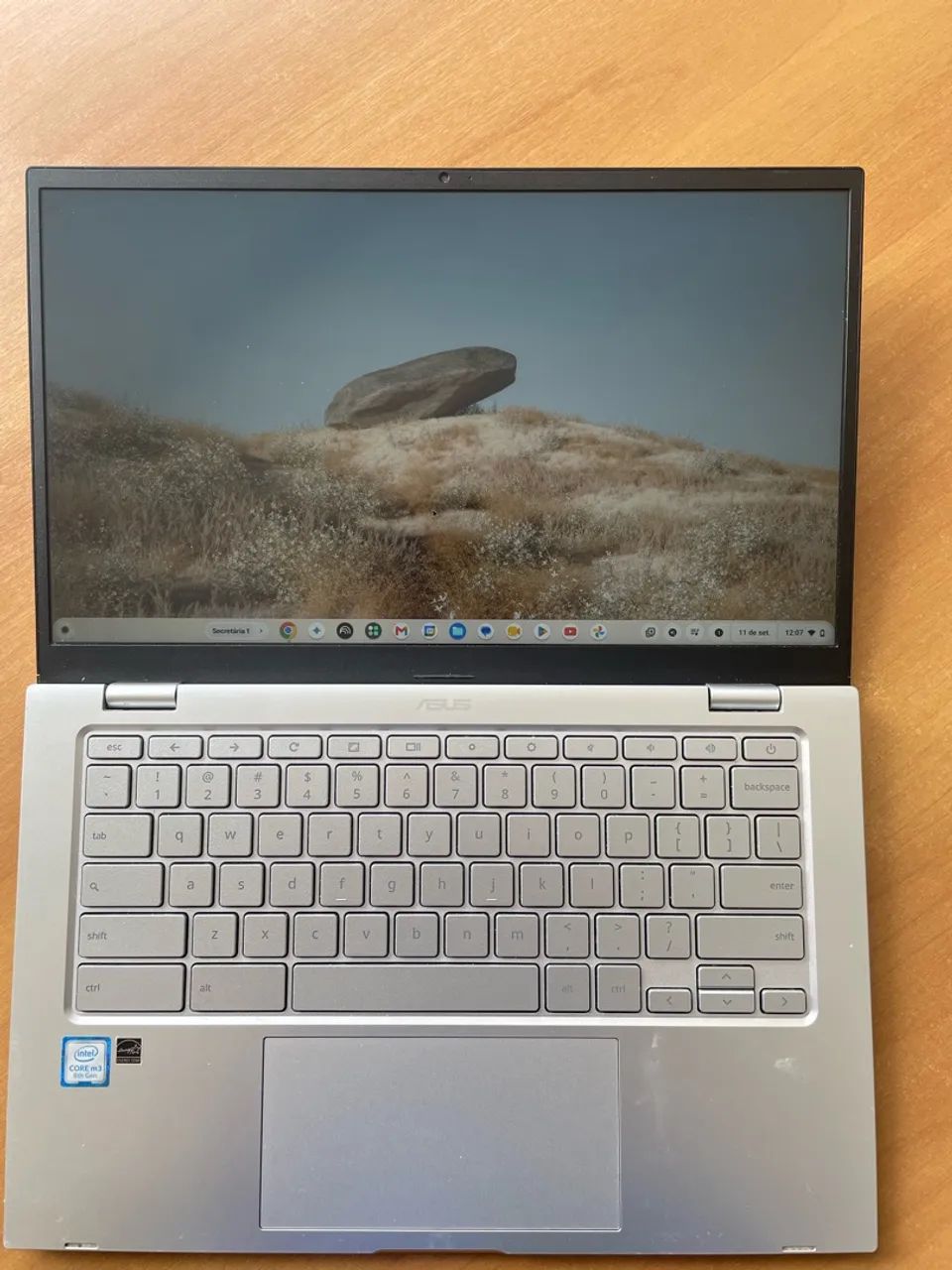 ASUS Chromebook C425T - Intel Core m3, 8GB RAM, 64GB eMMC