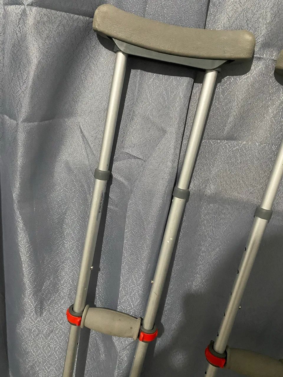 Par de muletas 3 em 1 - Foto 2
