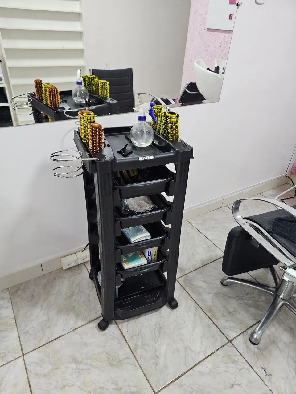 Móveis e equipamentos de Salão de Beleza  - Foto 5