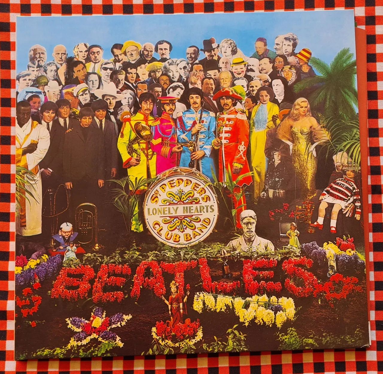 Lp Beatles SGT Peppers capa dupla 180g remaster - CDs, DVDs etc