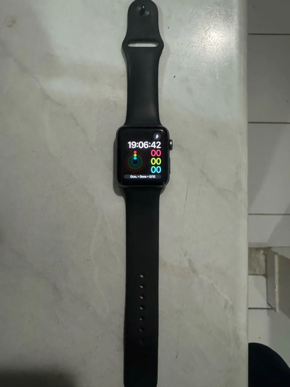Apple Watch série 3 - R$ 600