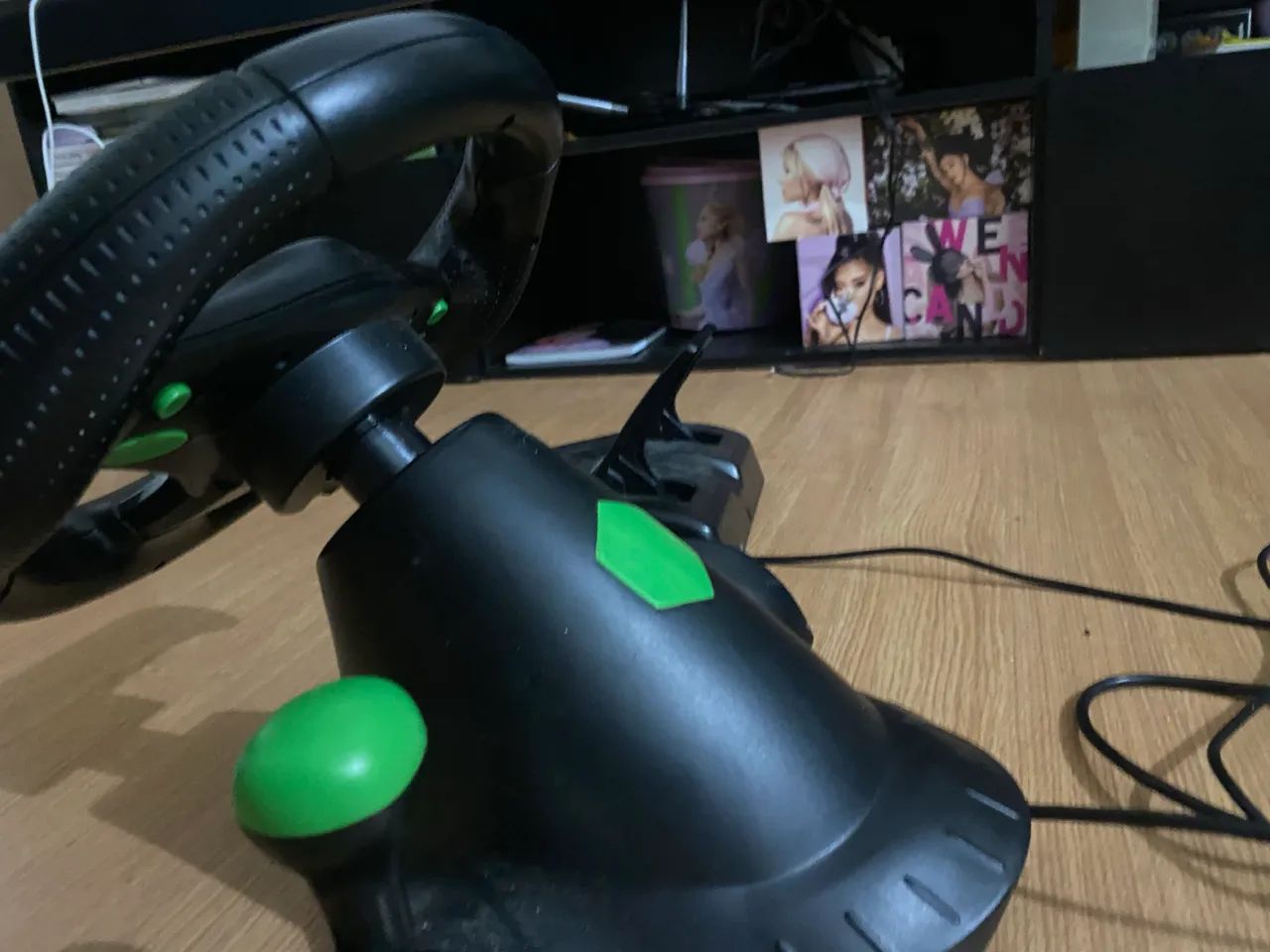 Volante Gamer Knup KP-5815A com Pedais - Excelente Estado - Foto 3