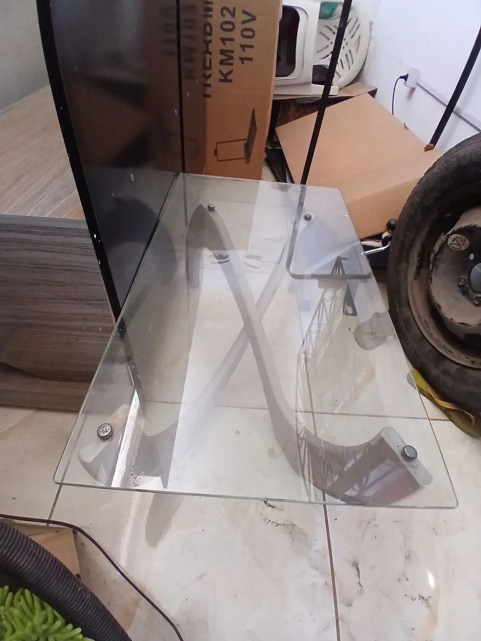 Rack de sala com o centro de sofá de vidro  - Foto 4