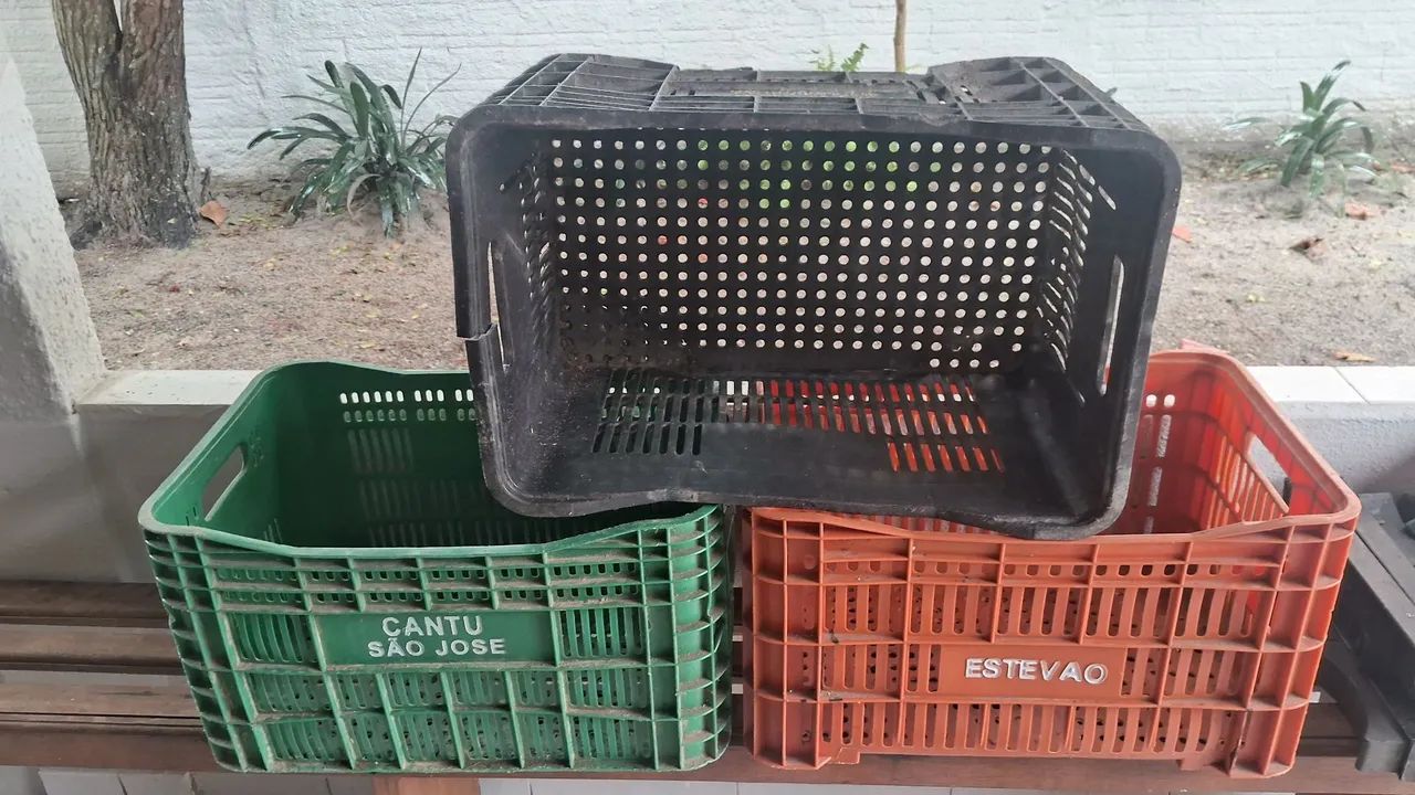 Caixas de plástico grandes - Foto 5