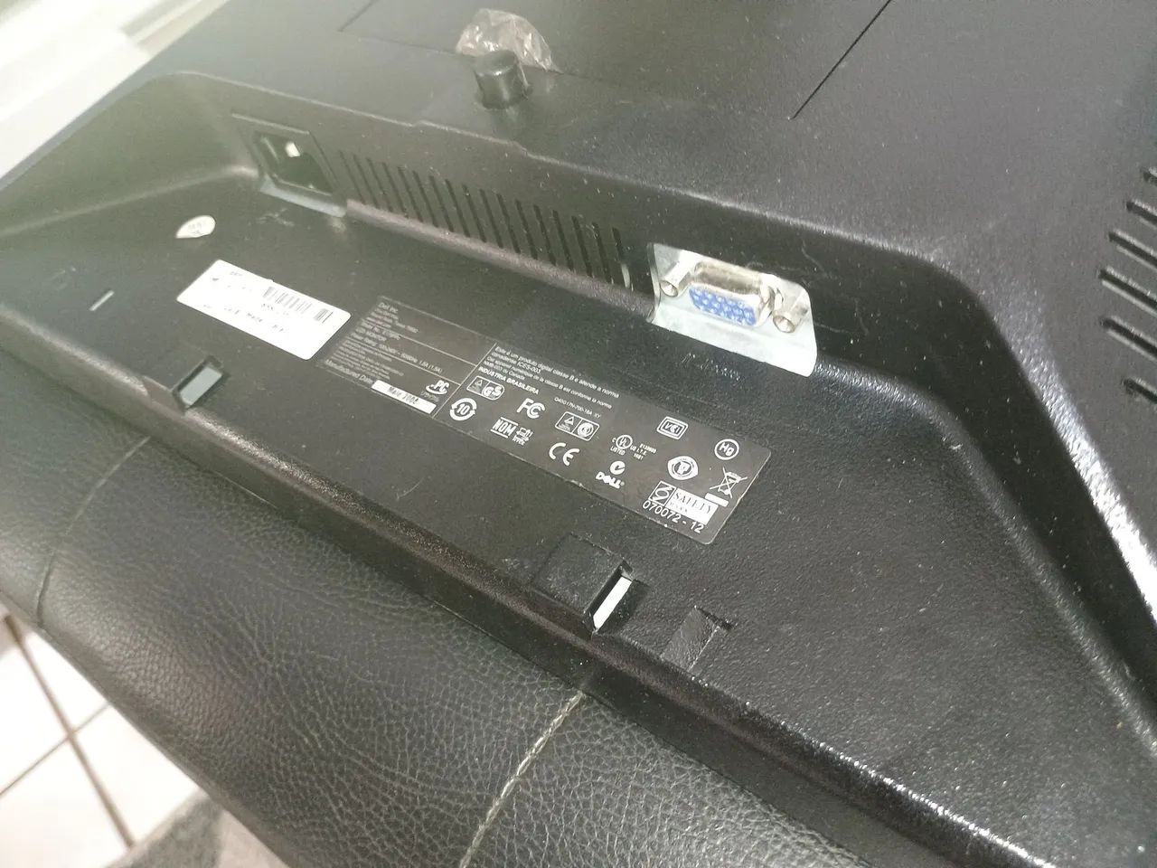 Monitor Dell 27x33 cm - Foto 4