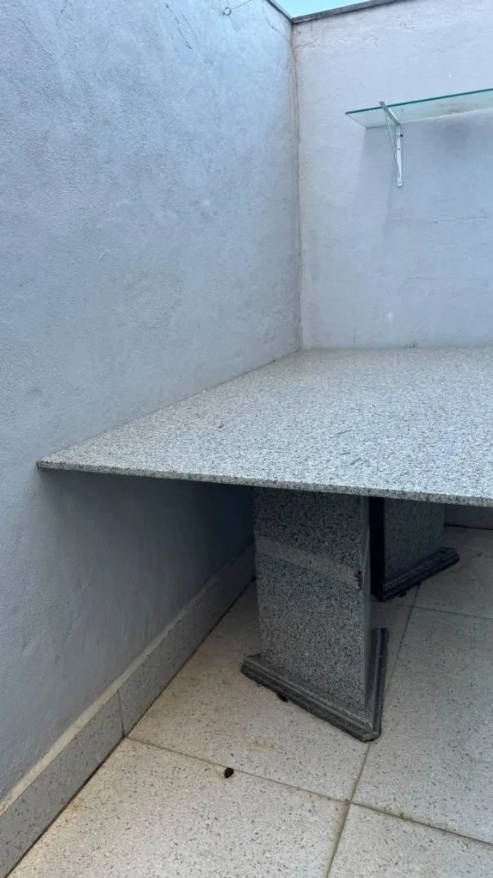 MESA DE GRANITO EXCELENTE ESTADO! - Foto 3