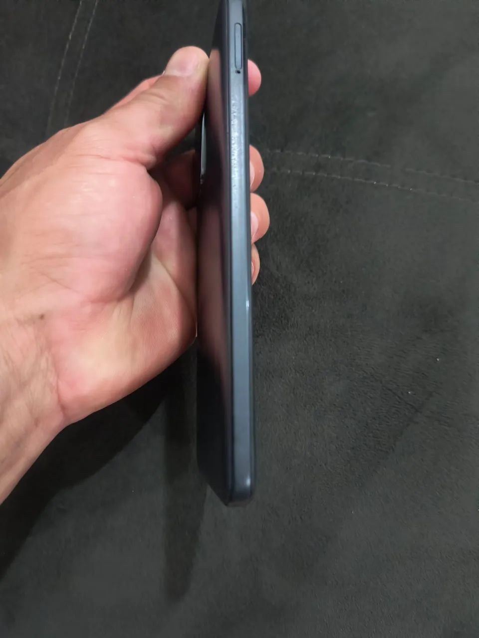 Celular semi novo Motorola 