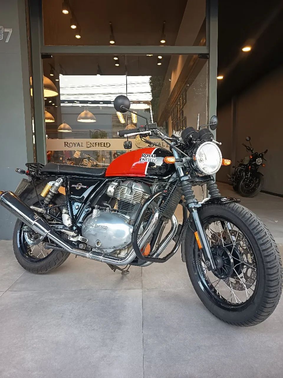 ROYAL ENFIELD INTERCEPTOR 650 2021 