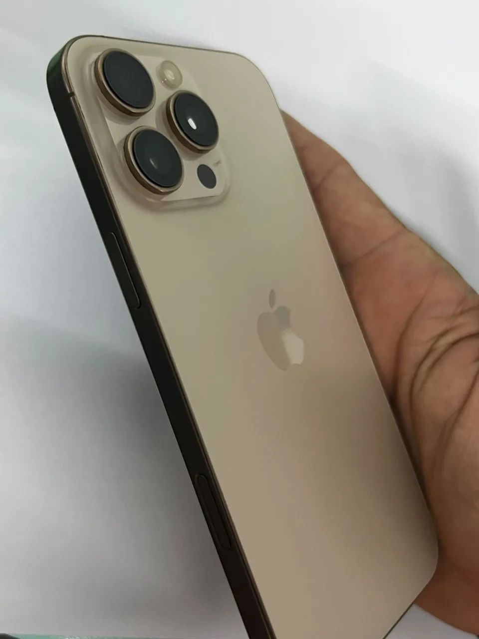 iPhone 16 PRO MAX  - Foto 2