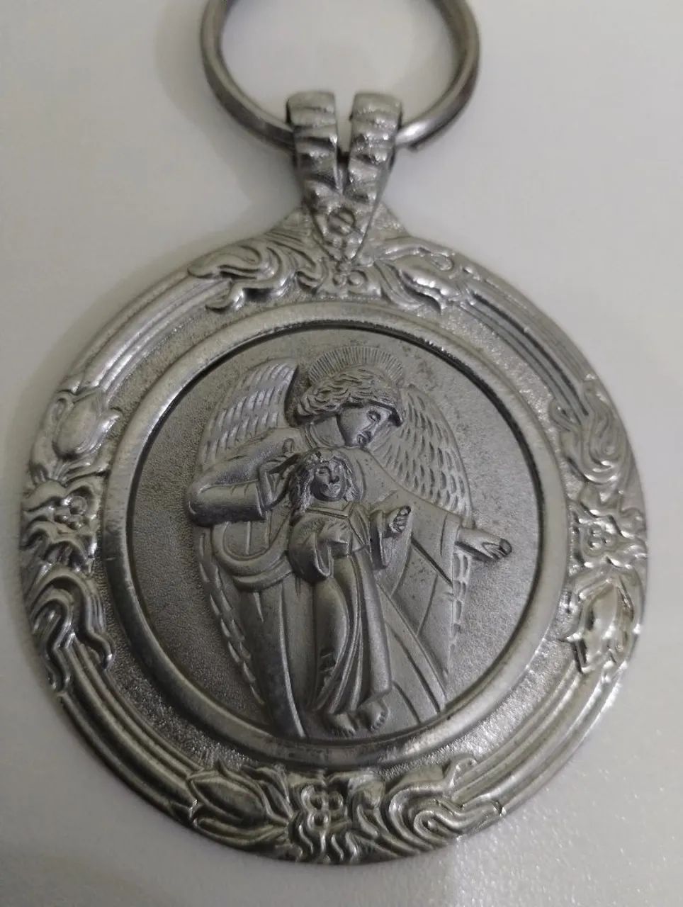 Medalhão de Prata anjo da guarda  para Berço / 5.5 cm x 7 cm - Foto 5