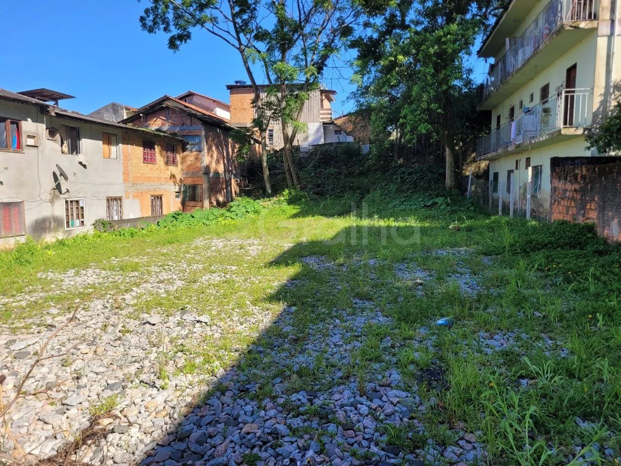 Terreno com 800m² no bairro Saco Grande, Florianópolis