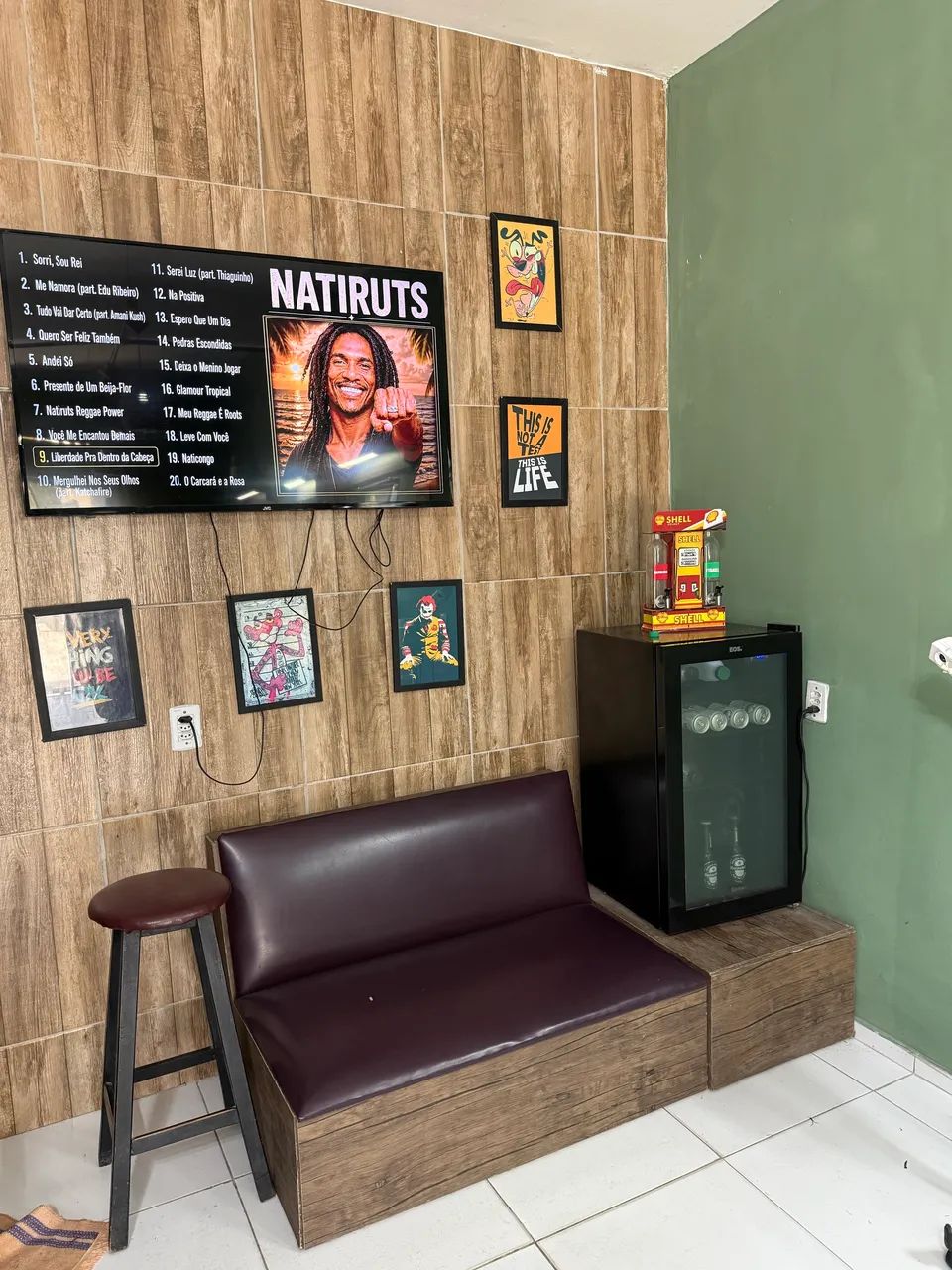 Vendo barbearia completa (sem o ponto)