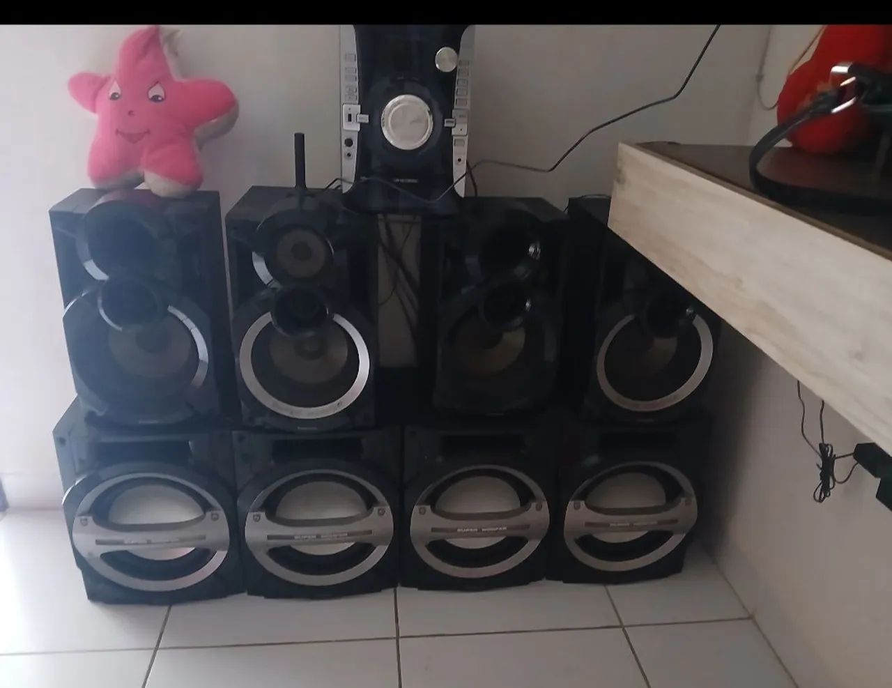 Son com 8 caixas