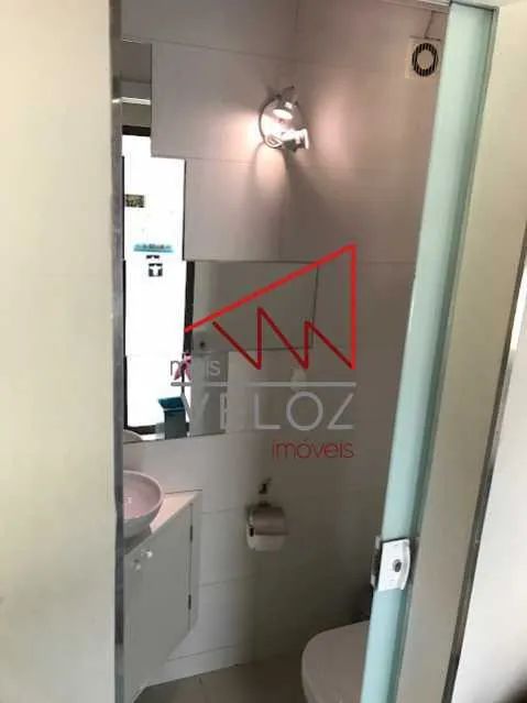 Casa de Vila - Triplex / Residencial / Laranjeiras
