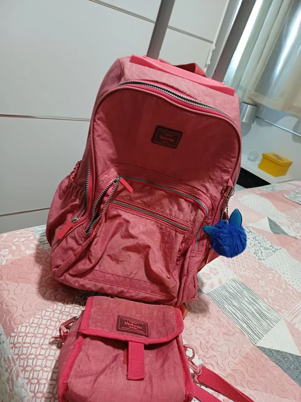 Bolsa,mochila de carrinho e lancheira,em ótimo estado, com várias divisórias  - Foto 2
