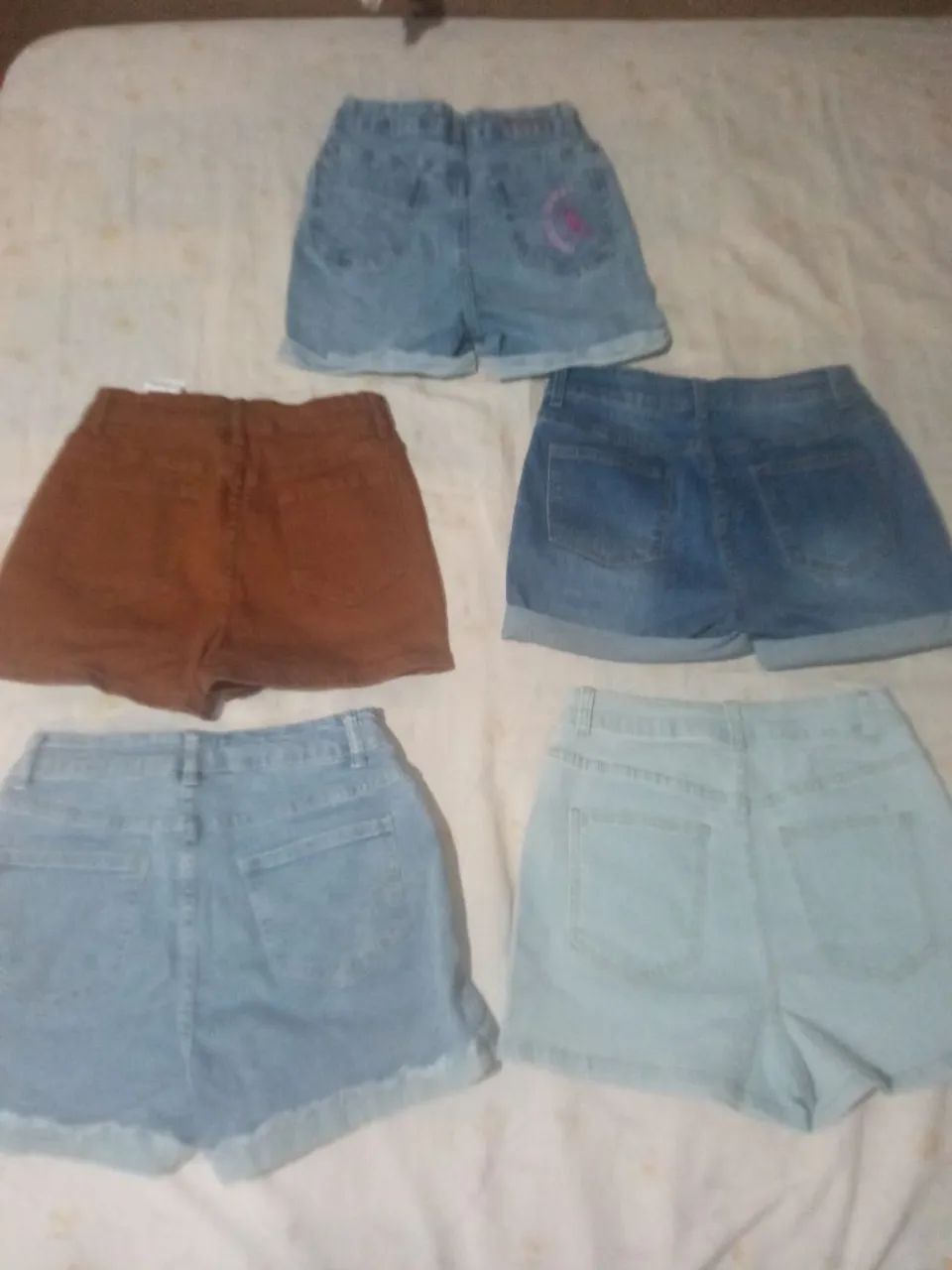 Vendo esses shorts número,36todos de marcas em bom estado  - Foto 2